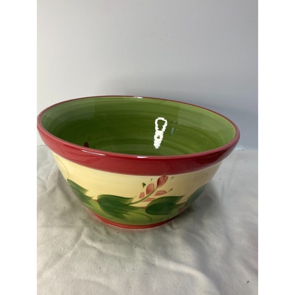 Gail Pittman 98 Signed Laurel Leaf Berry Bowl Set - Serving Bowl and Soup Bowl
